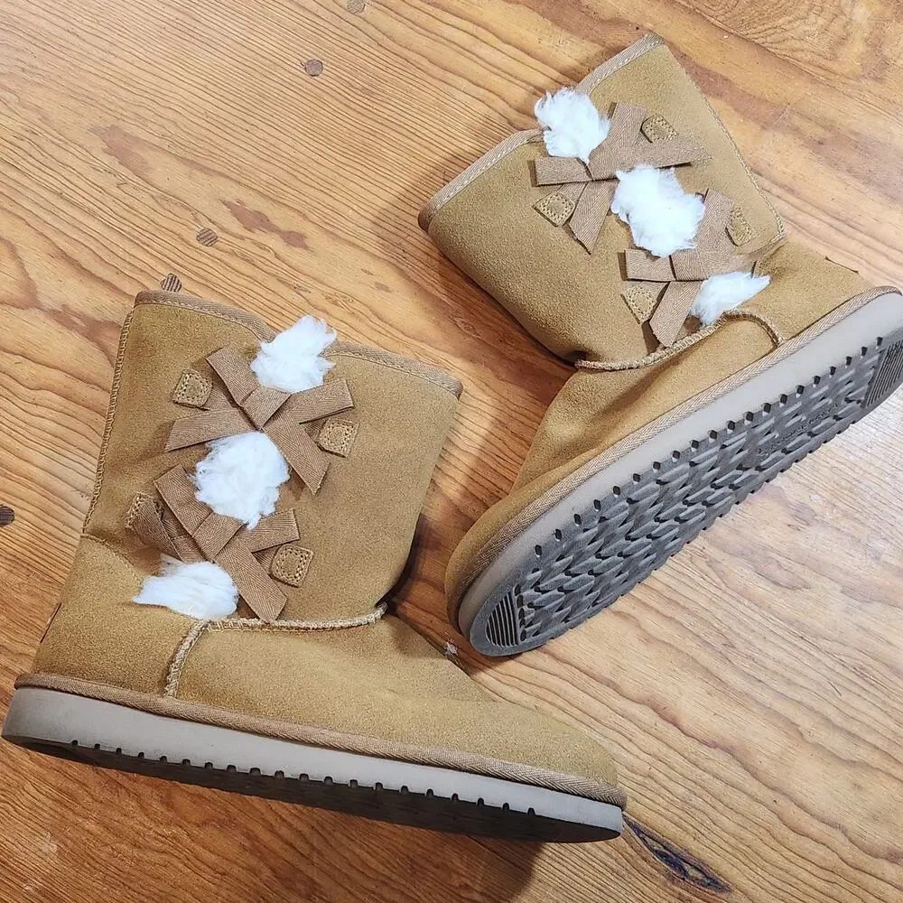 UGG Kookaburra Suede Boots Bows size 8 Tan Y2k Cozy Sherpa Fluffy Suede